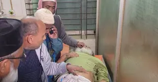 পাবনায় মসজিদ থেকে বের করে জামায়াত নেতাকে কুপিয়ে জখম